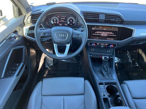Used 2025 Audi Q3 2.0T Premium w/ Convenience Package image 23