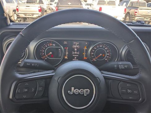 Used 2022 Jeep Gladiator Sport image 29
