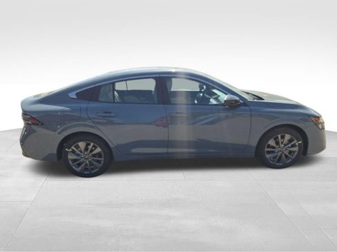 New 2026 Nissan Sentra SL w/ Floor Mat Package FWD image 6