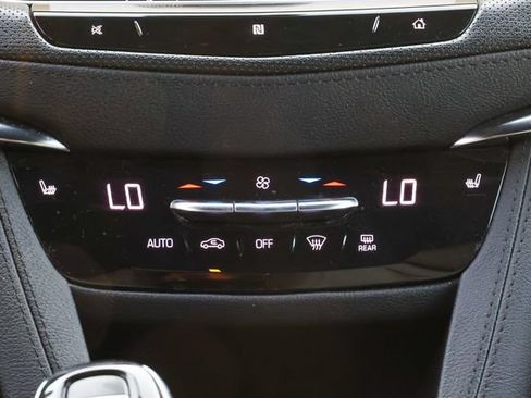 Used 2020 Cadillac XT5 Sportv AWD/4WD image 16