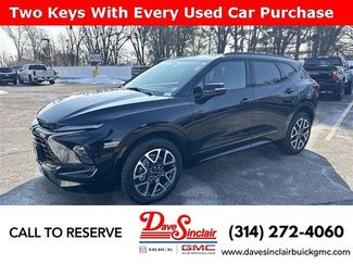 Used 2025 Chevrolet Blazer RS video 1