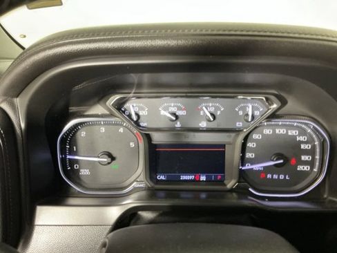 Used 2020 GMC Sierra 3500 SLT w/ Gooseneck/5TH Wheel Package AWD/4WD image 18