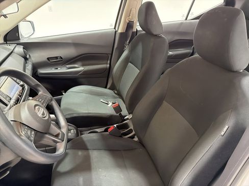 Used 2024 Nissan Kicks S image 25