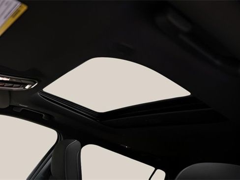 New 2025 Jeep Grand Cherokee L Laredo w/ Luxury Tech Group I image 11