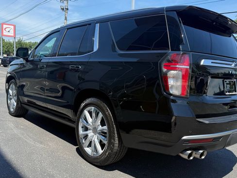 Used 2021 Chevrolet Tahoe High Country AWD/4WD image 16