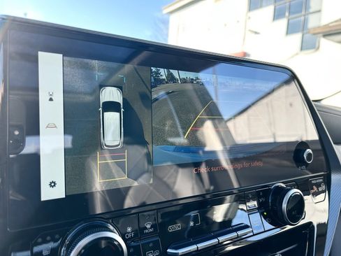 New 2026 Toyota Highlander Platinum image 25