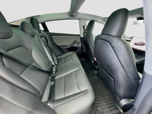Used 2025 Tesla Model 3 Long Range RWD image 19