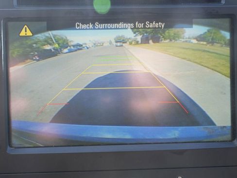 Used 2016 Buick Enclave Leather image 18