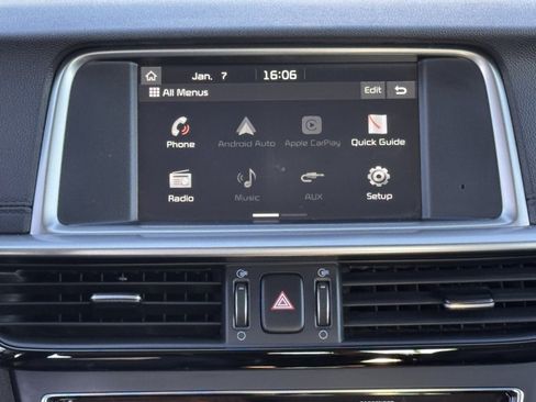 Used 2020 Kia Optima SE image 27