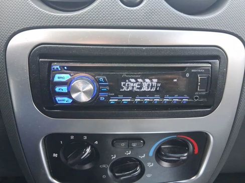 Used 2006 Jeep Liberty Limited image 11