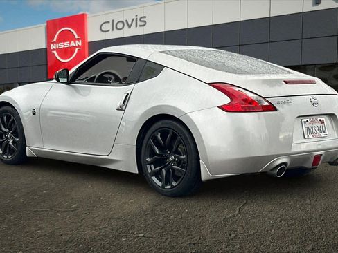 Used 2016 Nissan 370Z Coupe image 6