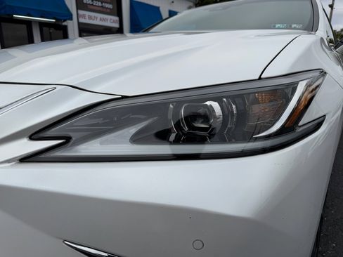 Used 2022 Lexus ES 350 w/ Premium Package image 27