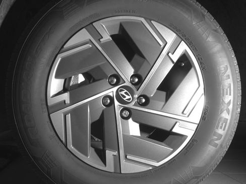 Certified 2025 Hyundai Tucson Blue AWD/4WD image 16
