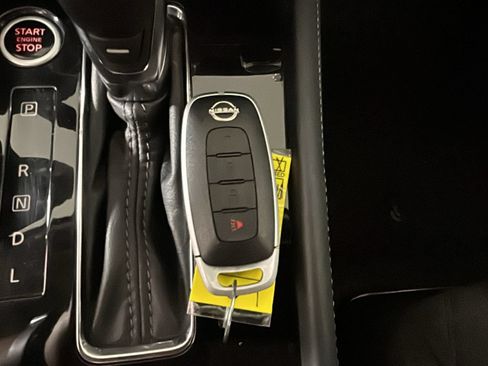 Used 2023 Nissan Kicks SV FWD image 25