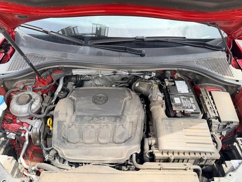Used 2023 Volkswagen Tiguan SE w/ Panoramic Sunroof Package AWD/4WD image 28