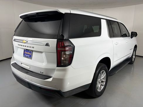 Used 2024 Chevrolet Suburban LT image 10