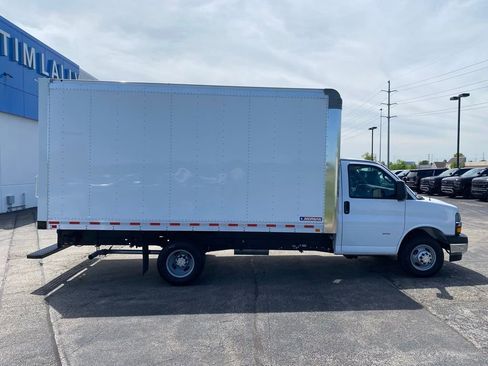 New 2026 Chevrolet Express 3500 w/ Power Convenience Package RWD image 8