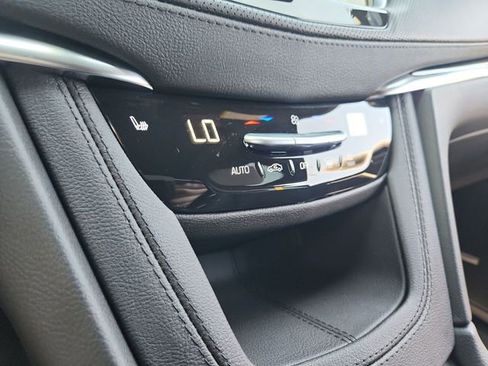 New 2025 Cadillac XT6 Luxury AWD/4WD image 22