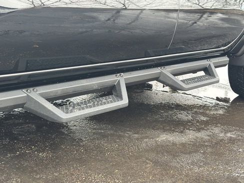 Certified 2022 Nissan Frontier PRO-4X image 11