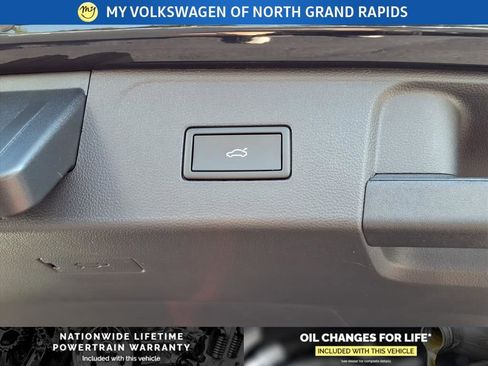 New 2026 Volkswagen Atlas SE image 18