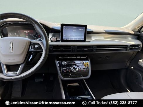 Used 2020 Lincoln Corsair FWD w/ Premium Package image 23