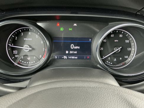 Used 2023 Buick Encore GX Essence w/ Experience Buick Package image 8