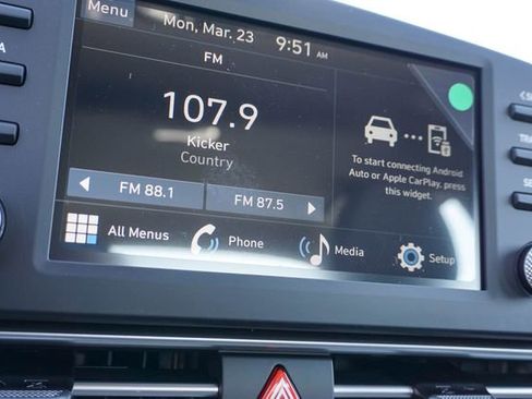 New 2026 Hyundai Elantra SEL Sport FWD image 18