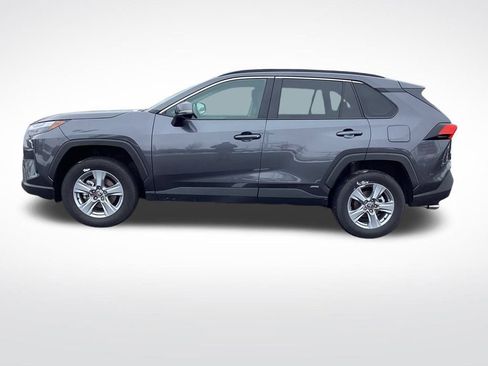 Used 2025 Toyota RAV4 XLE image 6