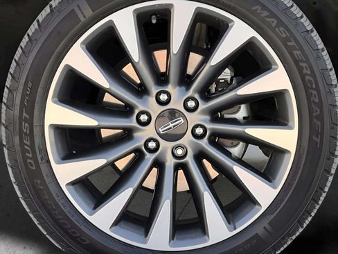 Used 2021 Lincoln Navigator L Reserve AWD/4WD image 44