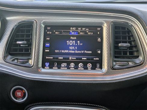 Used 2015 Dodge Challenger SRT Hellcat image 16