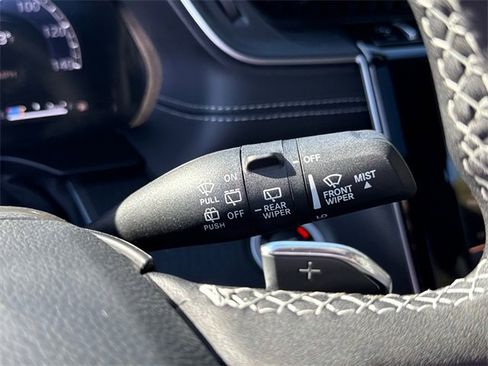 New 2025 Jeep Grand Cherokee Altitude image 19