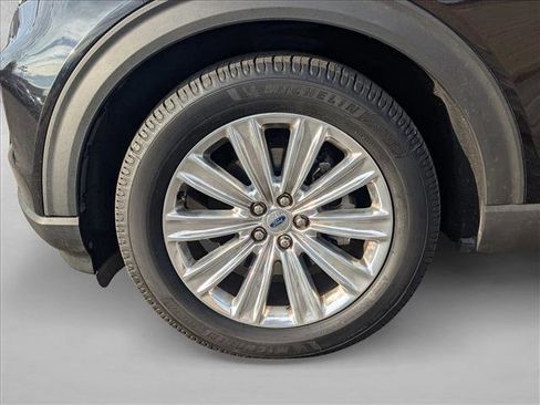 Used 2020 Ford Explorer Limited w/ Class III Trailer Tow Package image 25