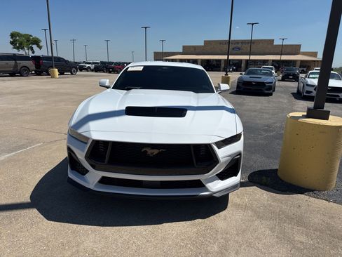 Used 2026 Ford Mustang GT w/ GT Performance Package image 9