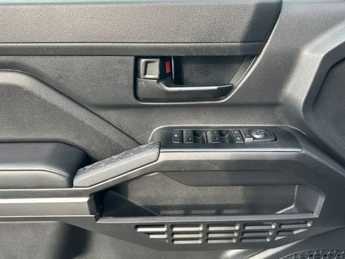 Used 2025 Toyota Tacoma SR5 image 12