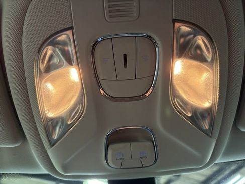 Used 2021 Jeep Compass Latitude w/ Sun and Sound Group FWD image 25