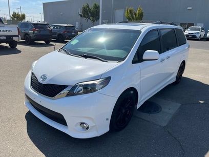 Used 2013 Toyota Sienna SE