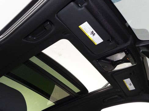 Used 2020 BMW X5 M50i w/ Executive Package image 18