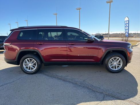 Used 2021 Jeep Grand Cherokee L Laredo w/ Luxury Tech Group I image 4