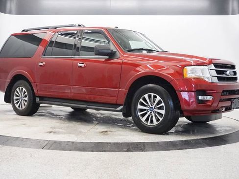 Used 2017 Ford Expedition EL XLT w/ Equipment Group 202A image 13