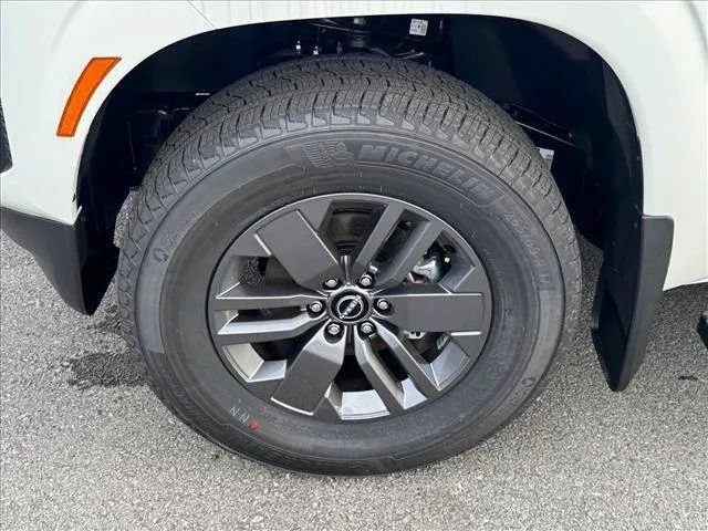 New 2026 Nissan Frontier SV AWD/4WD image 21