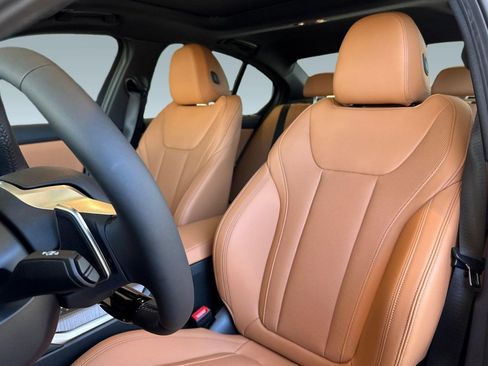 Used 2026 BMW 330i Sedan w/ Premium Package image 18