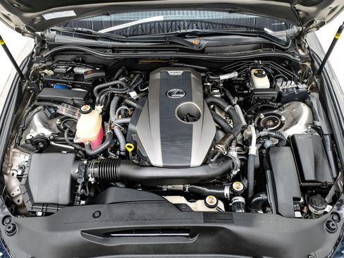 Used 2019 Lexus IS 300 RWD image 51
