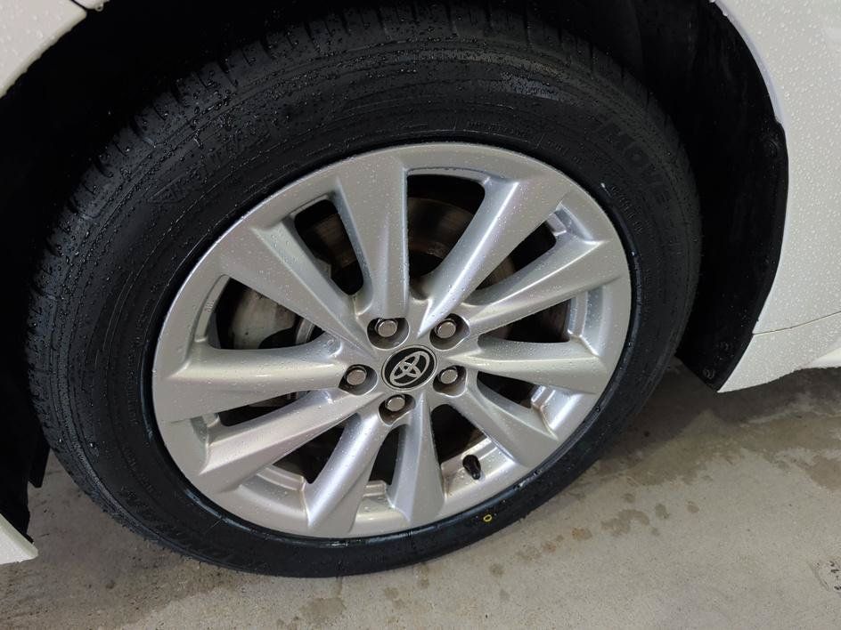 Used 2023 Toyota Corolla LE w/ LE Convenience Package FWD image 7