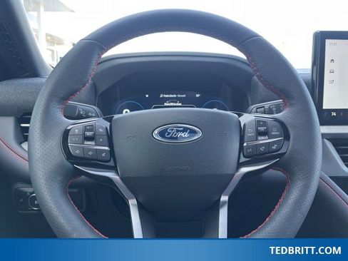 Certified 2026 Ford Explorer ST-Line w/ ST-Line Street Pack image 29
