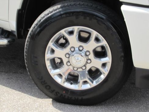 Used 2024 RAM 2500 Laramie image 8