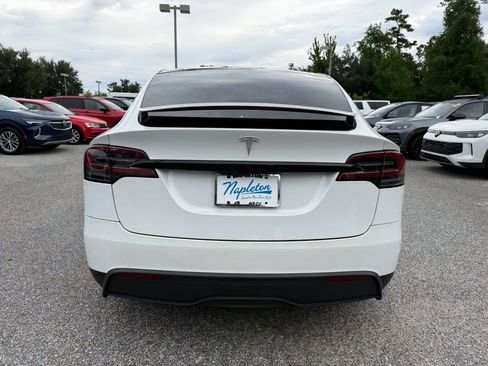 Used 2022 Tesla Model X AWD/4WD image 13