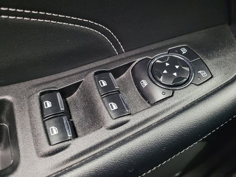 Used 2024 Ford Edge Titanium image 27