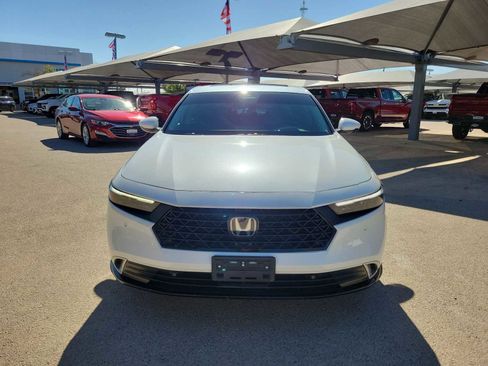 Used 2024 Honda Accord Touring image 6