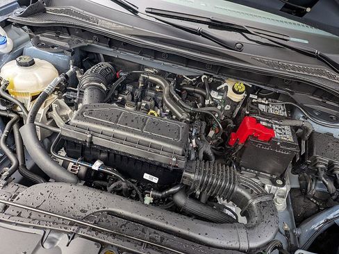 Used 2025 Ford Escape ST-Line image 36