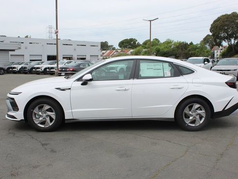 New 2026 Hyundai Sonata SE image 2